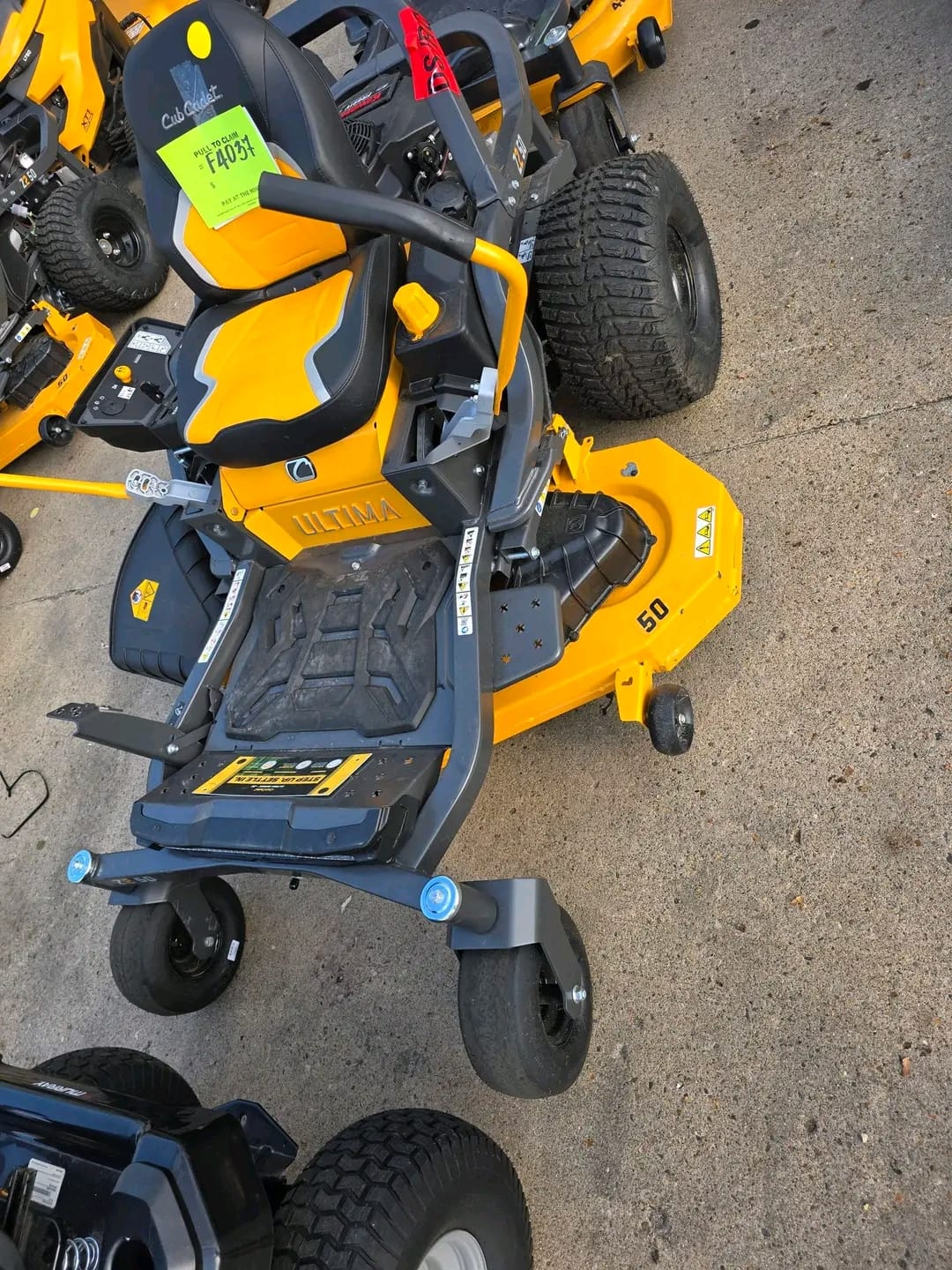 Brand New Cub Cadet Ultima ZT1 42" Zero-Turn Mower for sale $2000 š„ - Image 4