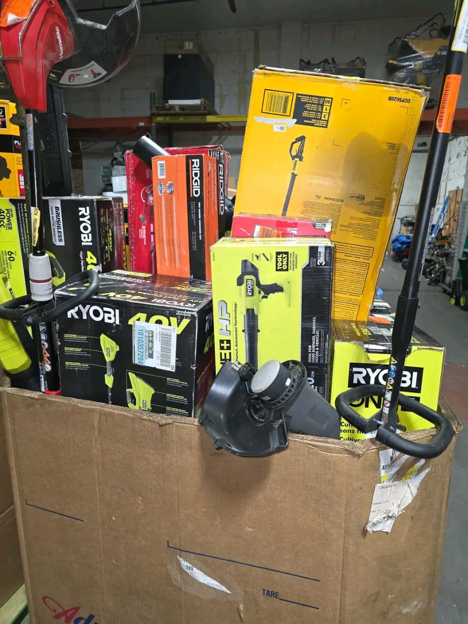 DeWalt Ryobi Outdoor Power Tools Pallet for Sale - Image 4