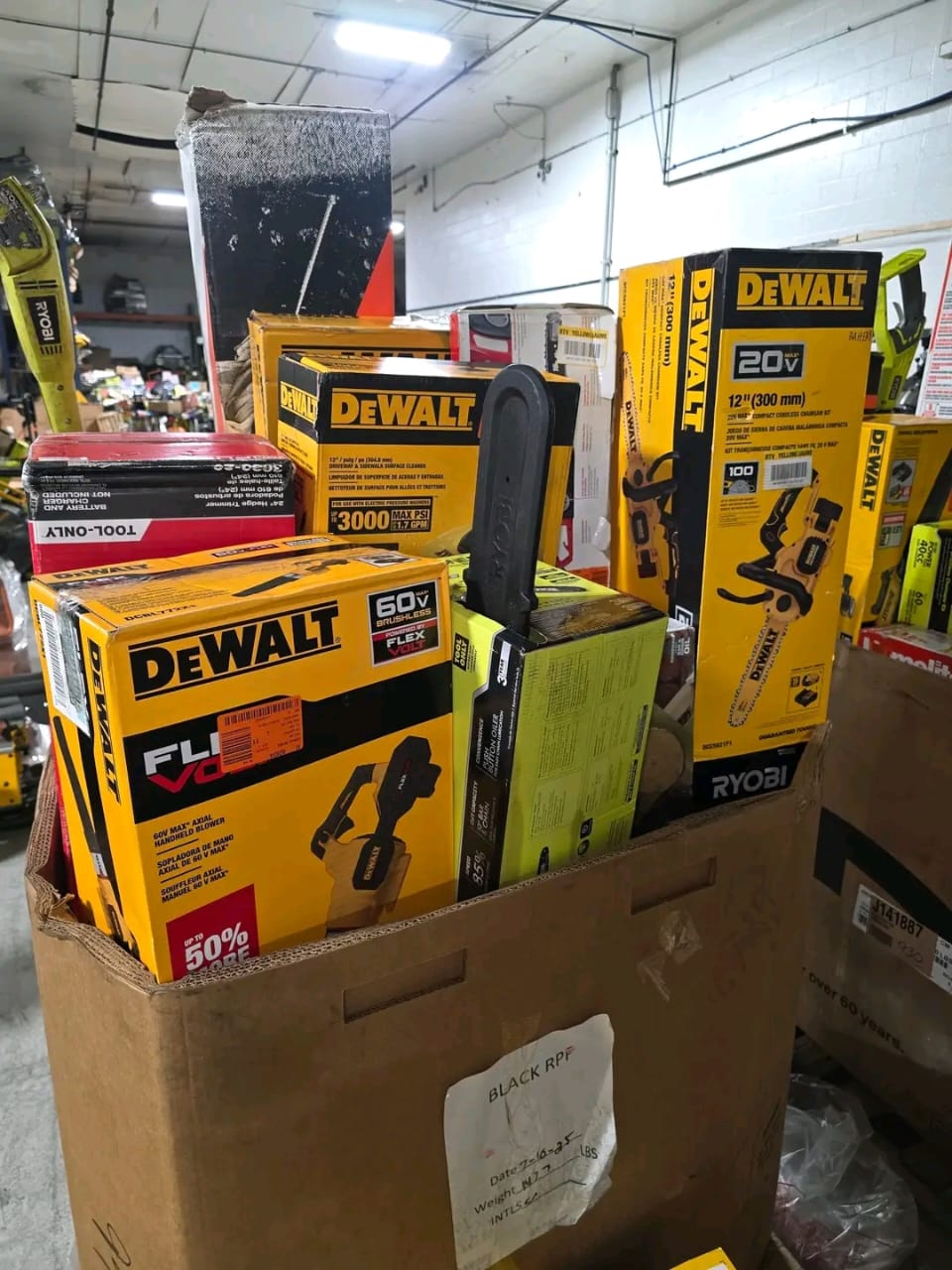 dewalt-ryobi-outdoor-power-tools-pallet-for-sale