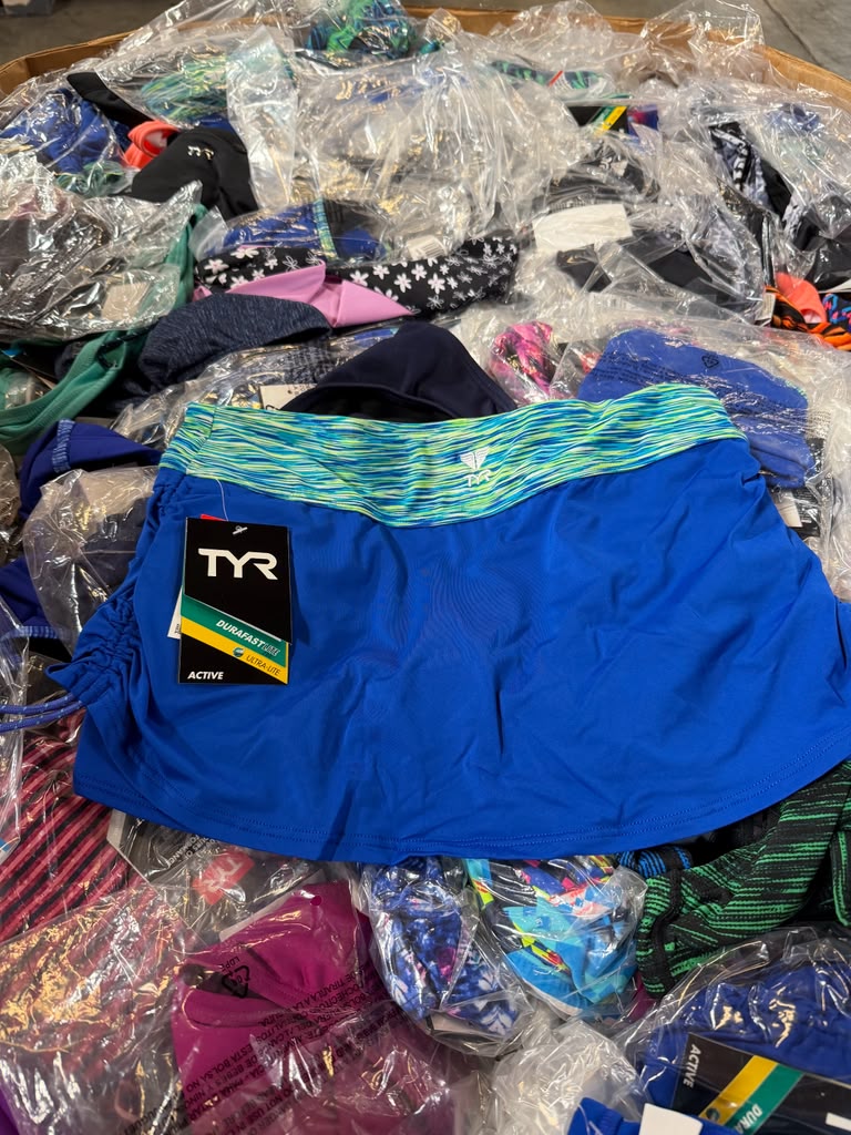tyr-swimwear-pallet-300-units
