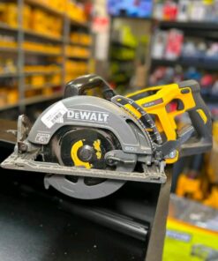 dewalt-60v-max-7-1-4-inch-circular-saw
